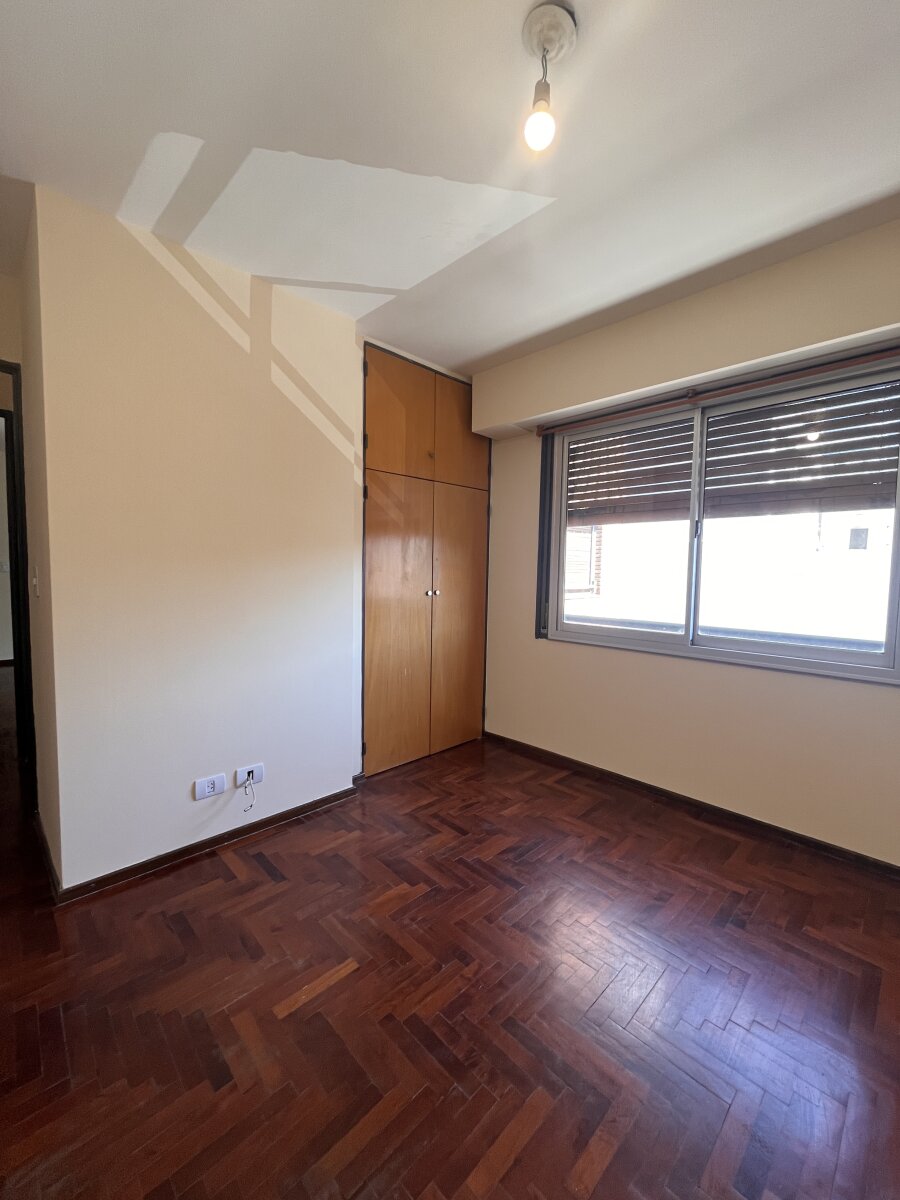 ALQUILER DOS DOMITORIOS CON BALCON. B° CENTRO - Imagen 8