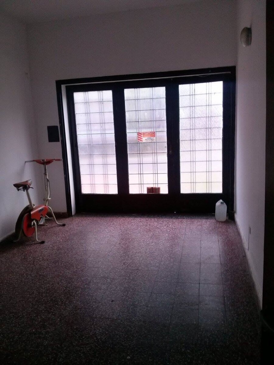 CASA DE 3 DORMITORIOS EN ALBERDI — foto 13