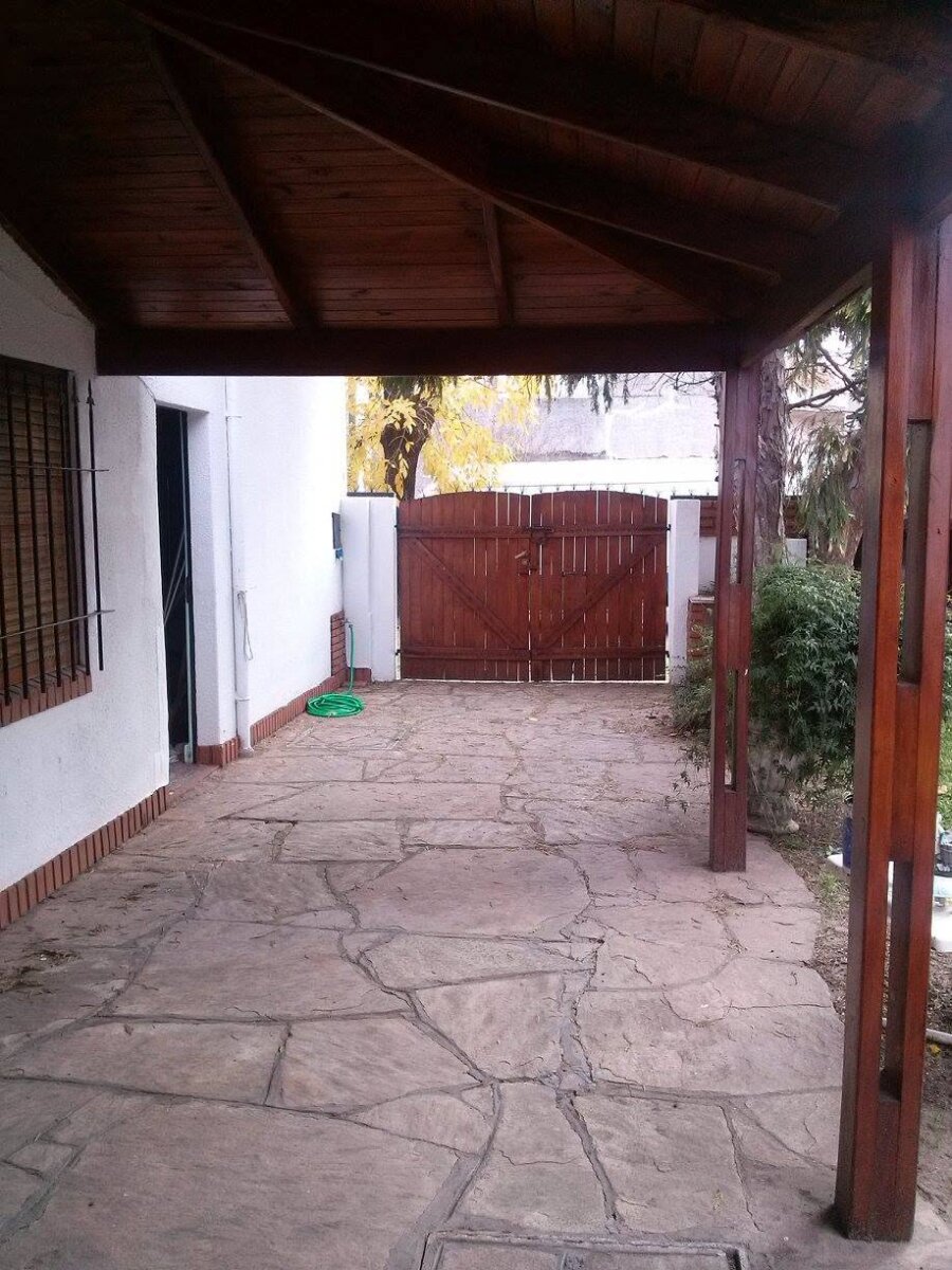 CASA DE 3 DORMITORIOS EN ALBERDI — foto 14
