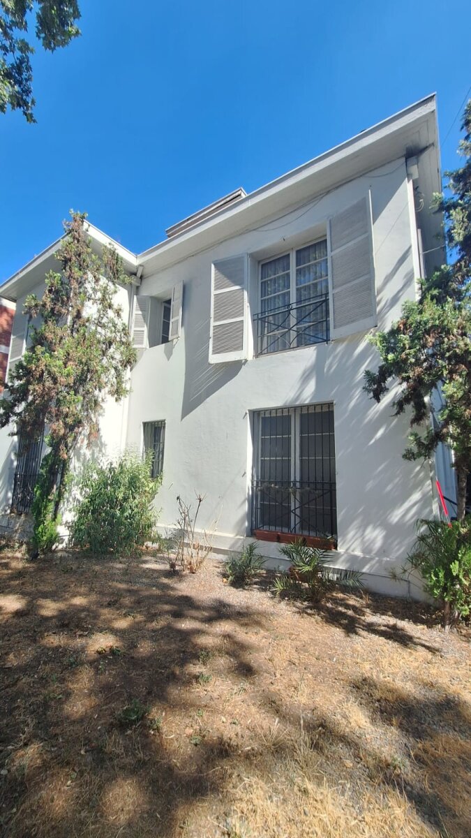 En venta casa en Providencia servicios profesionales y/o Residencial.
