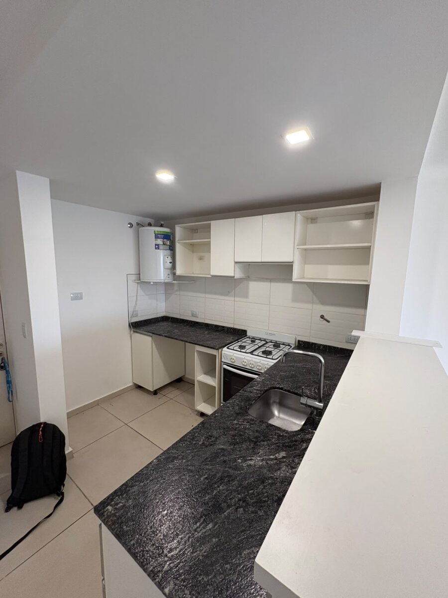 Departamento de 1 dormitorio en Alquiler,Barrio general paz — foto 13