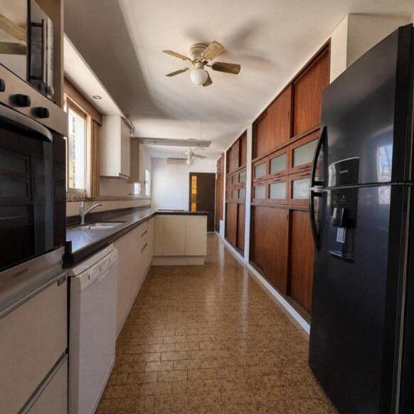 CASA 3 DORMITORIOS, ESCRITORIO, PISCINA, QUINCHO. ALTOS DE VILLA CABRERA - Imagen 3