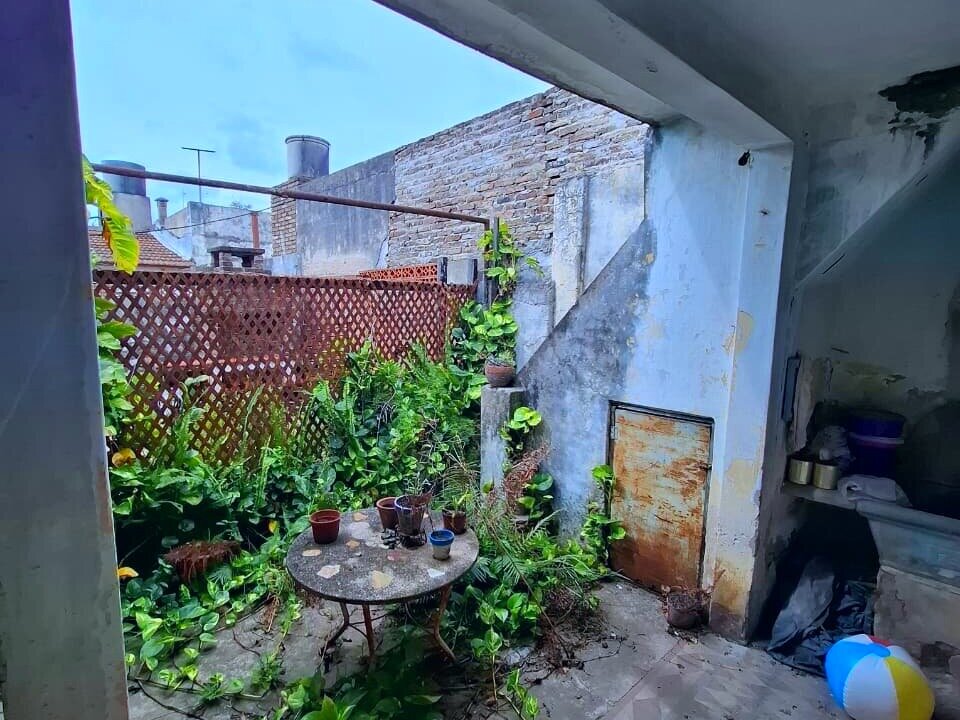 Casa a Reciclar. Barrio Industrial. — foto 3