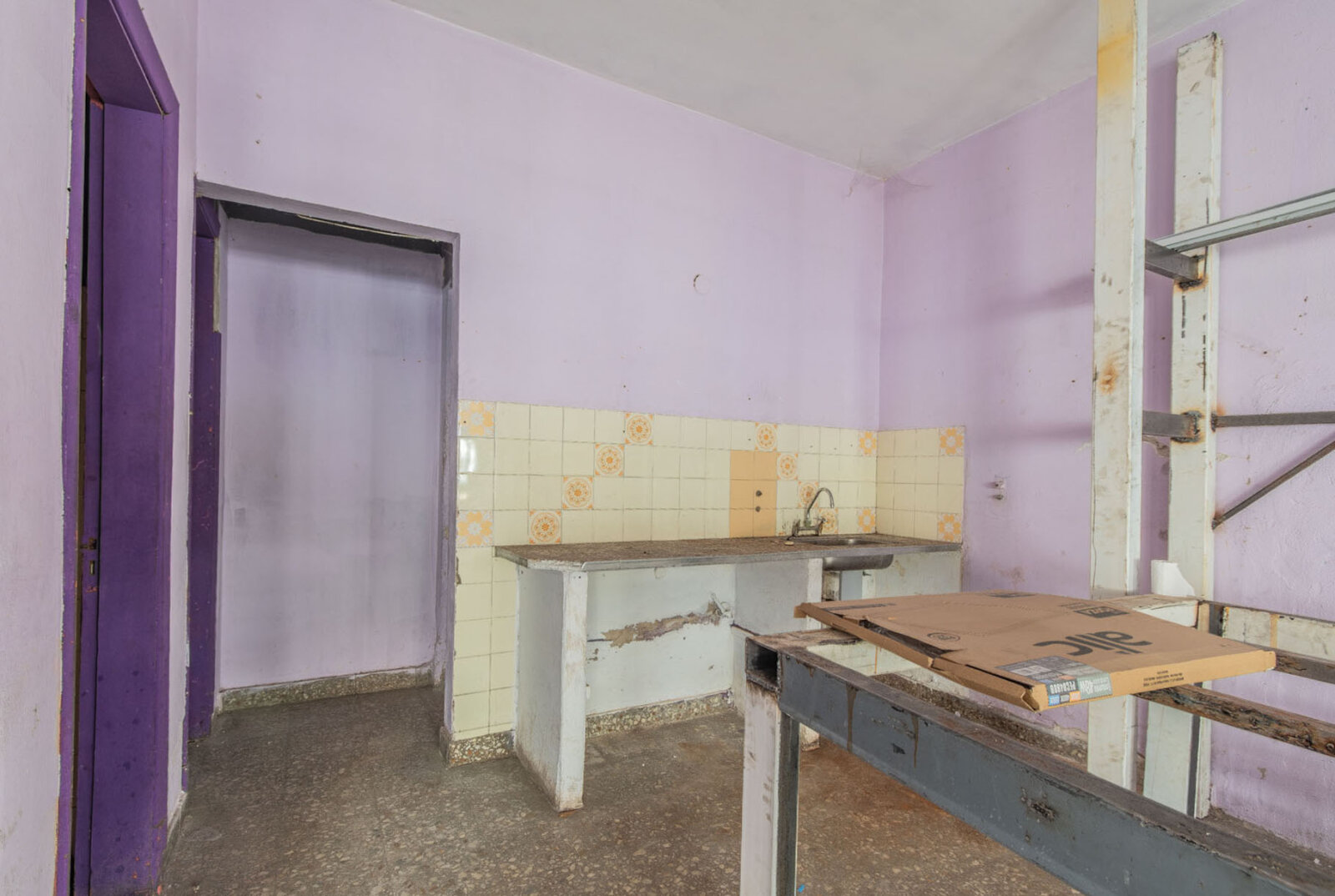 Venta en block. Varias unidades. Posibilidad subdivisión. Ideal inversor. Morón - 29