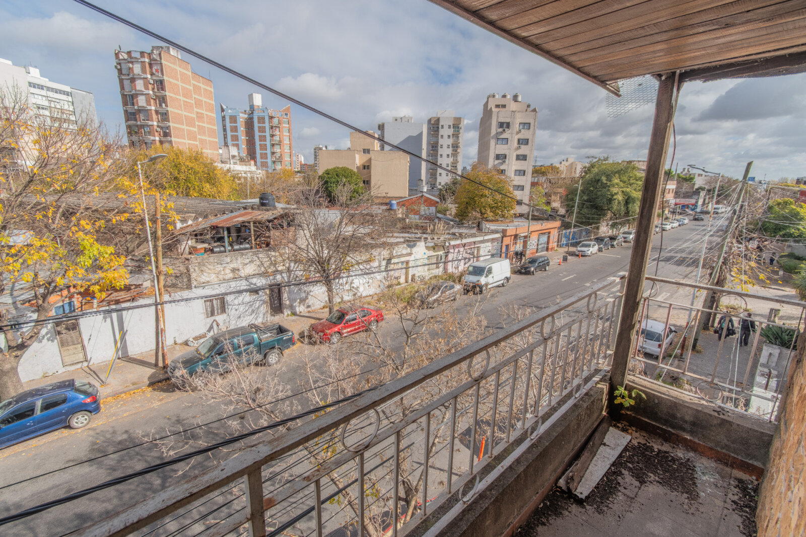 Venta en block. Varias unidades. Posibilidad subdivisión. Ideal inversor. Morón - 25