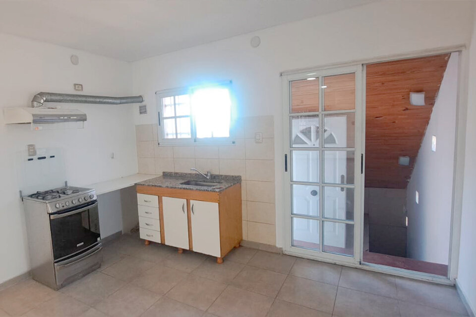 CÓMODA CASA PLANTA ALTA 2 DORMITORIOS AURORA E IRIONDO — foto 6