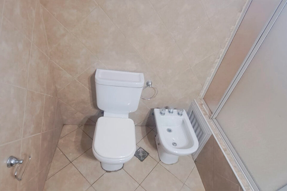 CÓMODA CASA PLANTA ALTA 2 DORMITORIOS AURORA E IRIONDO — foto 11