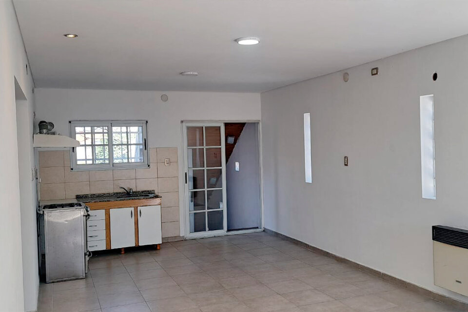 CÓMODA CASA PLANTA ALTA 2 DORMITORIOS AURORA E IRIONDO — foto 5