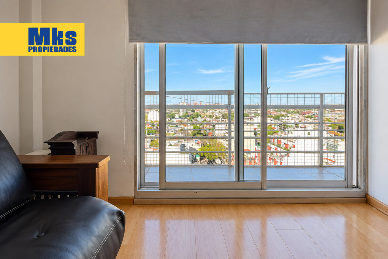 Departamento en venta 3 ambientes. Balcon al contrafrente. Piso alto. Av Montes de Oca. — foto 3