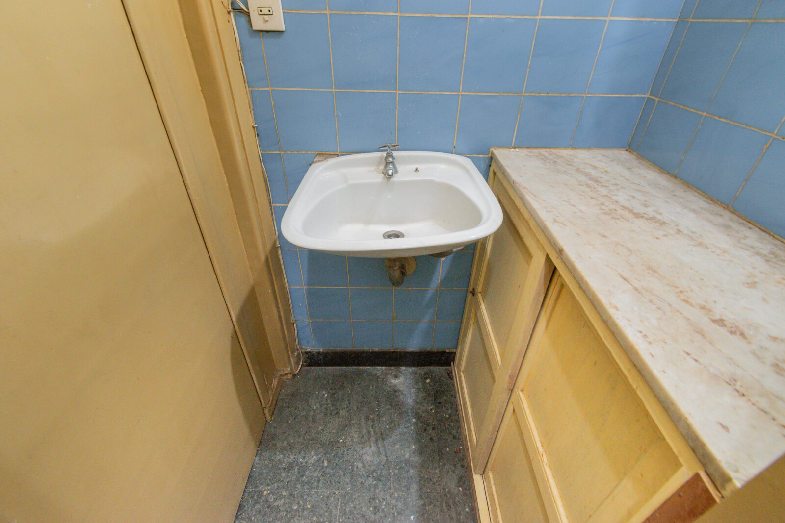 Oficina - Consultorio en venta Tribunales - luminosa - 23