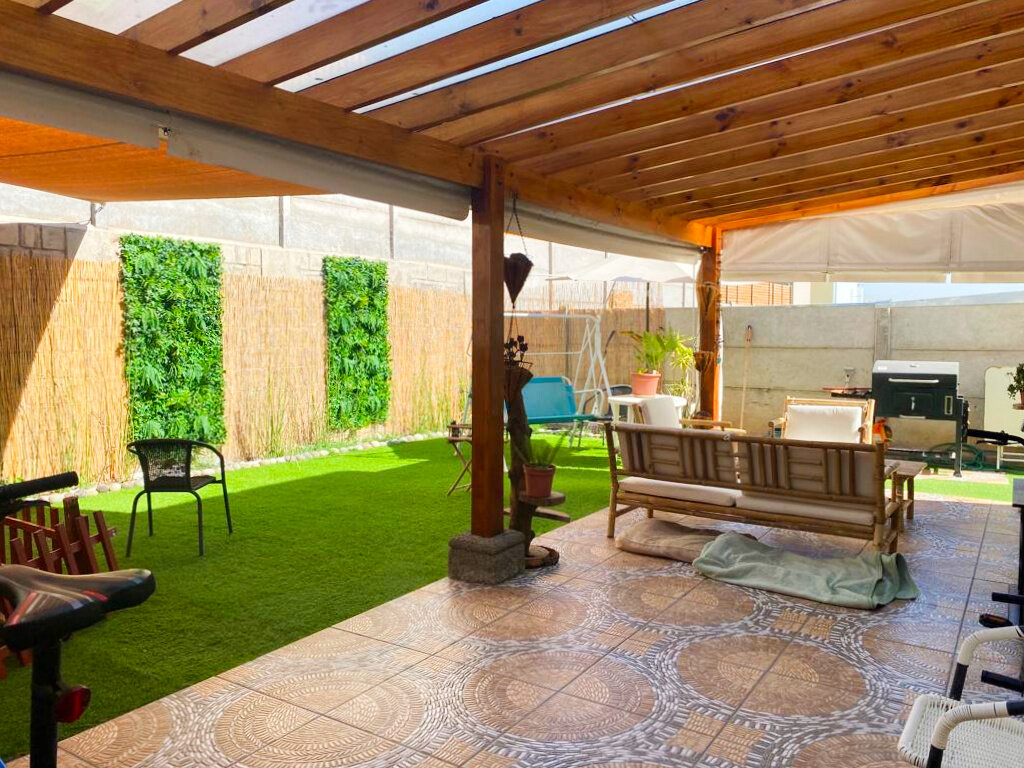 CASA EN CONDOMINIO / VILLA LA DEHESA DE LA VIÑA / CALLE CHARDONNAY