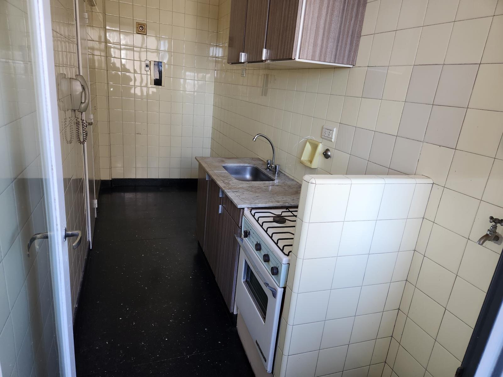 Alquiler departamento de 2 ambientes con balcon en Almagro - 12