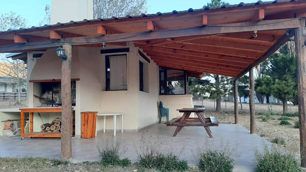 CASA EN TAFÍ DEL VALLE, BARRIO LA SIRINGUILLAS, SOBRE RUTA 307 — foto 4