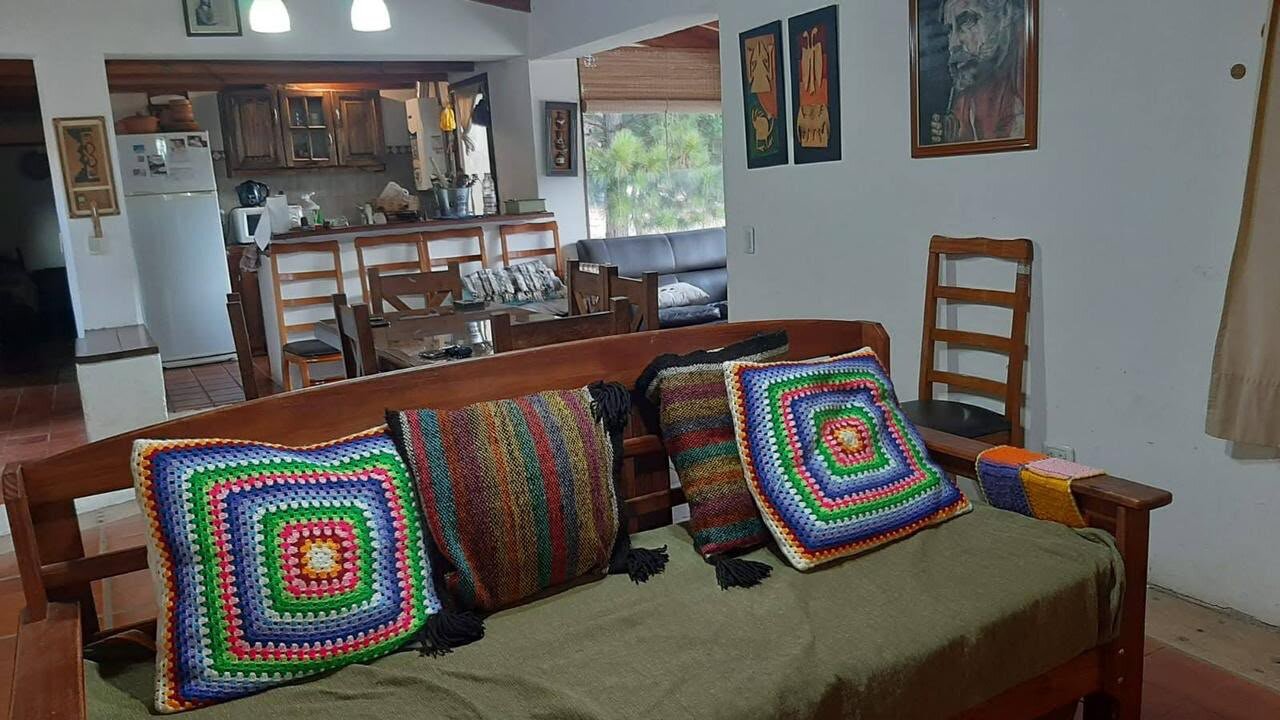 CASA EN TAFÍ DEL VALLE, BARRIO LA SIRINGUILLAS, SOBRE RUTA 307 — foto 9