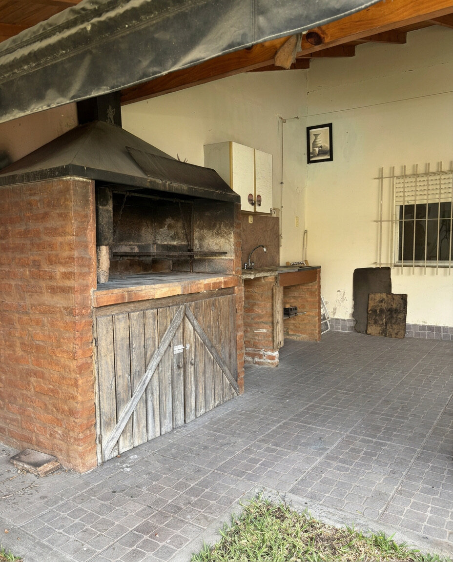 Casa 4 ambientes Villa Luzuriaga - 23
