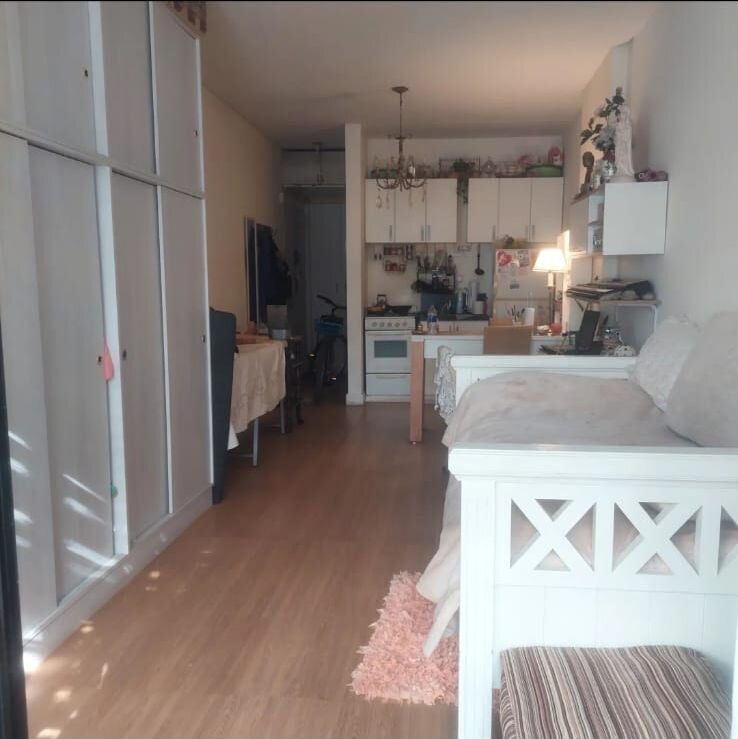 Se vende un departamento monoambiente con balcón - Parque Avellaneda — foto 3