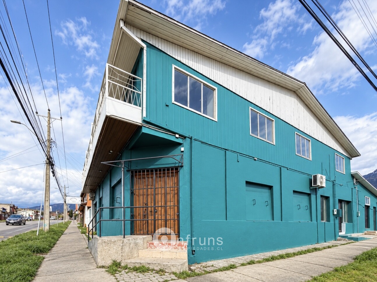 Arriendo exclusivo local esquina Bilbao