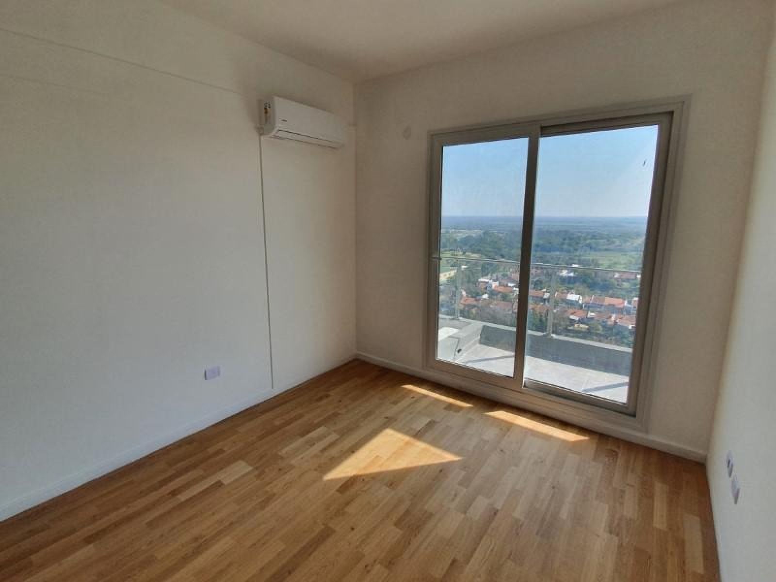 Tango Victoria 13 A - 2 suites + toilette. Con cochera. Vista al rio - 23