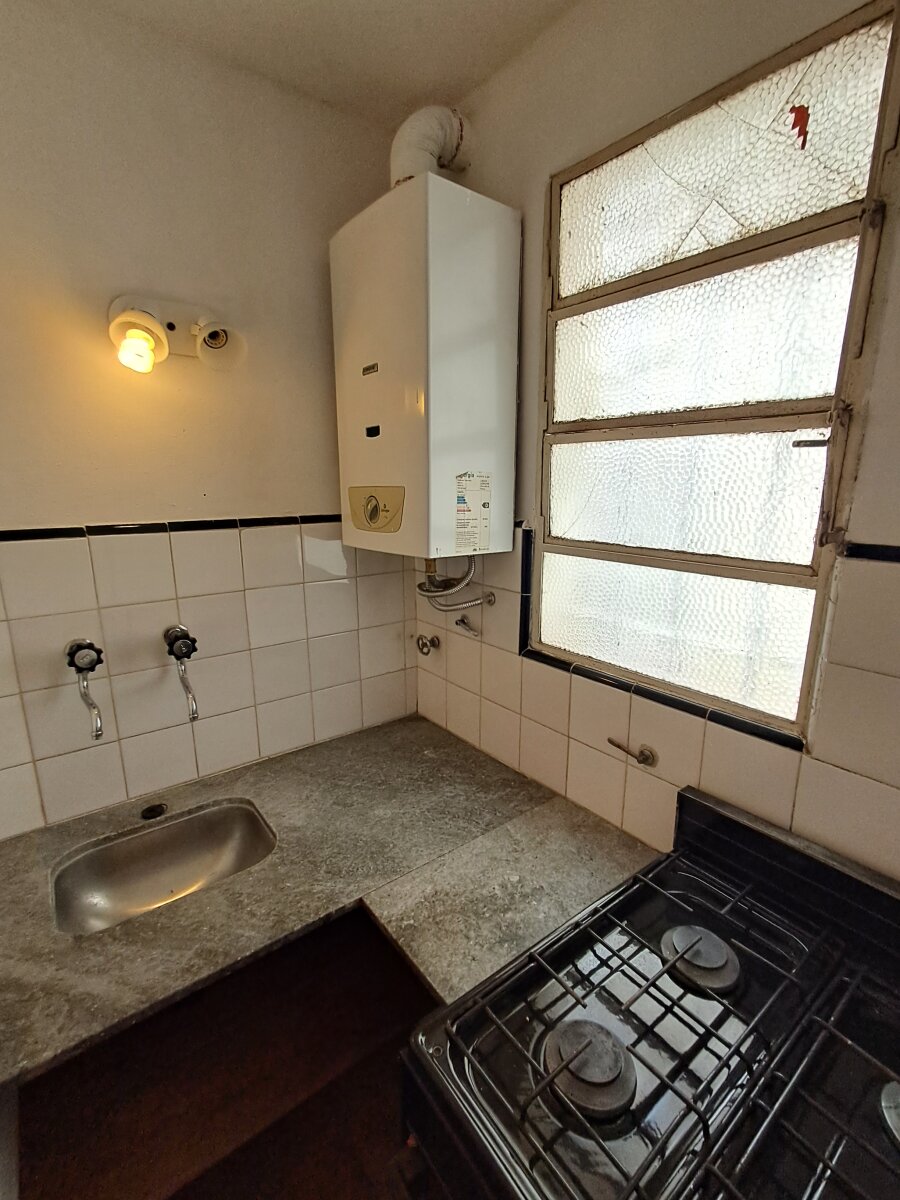 Alberti 672 dpto interno — foto 10