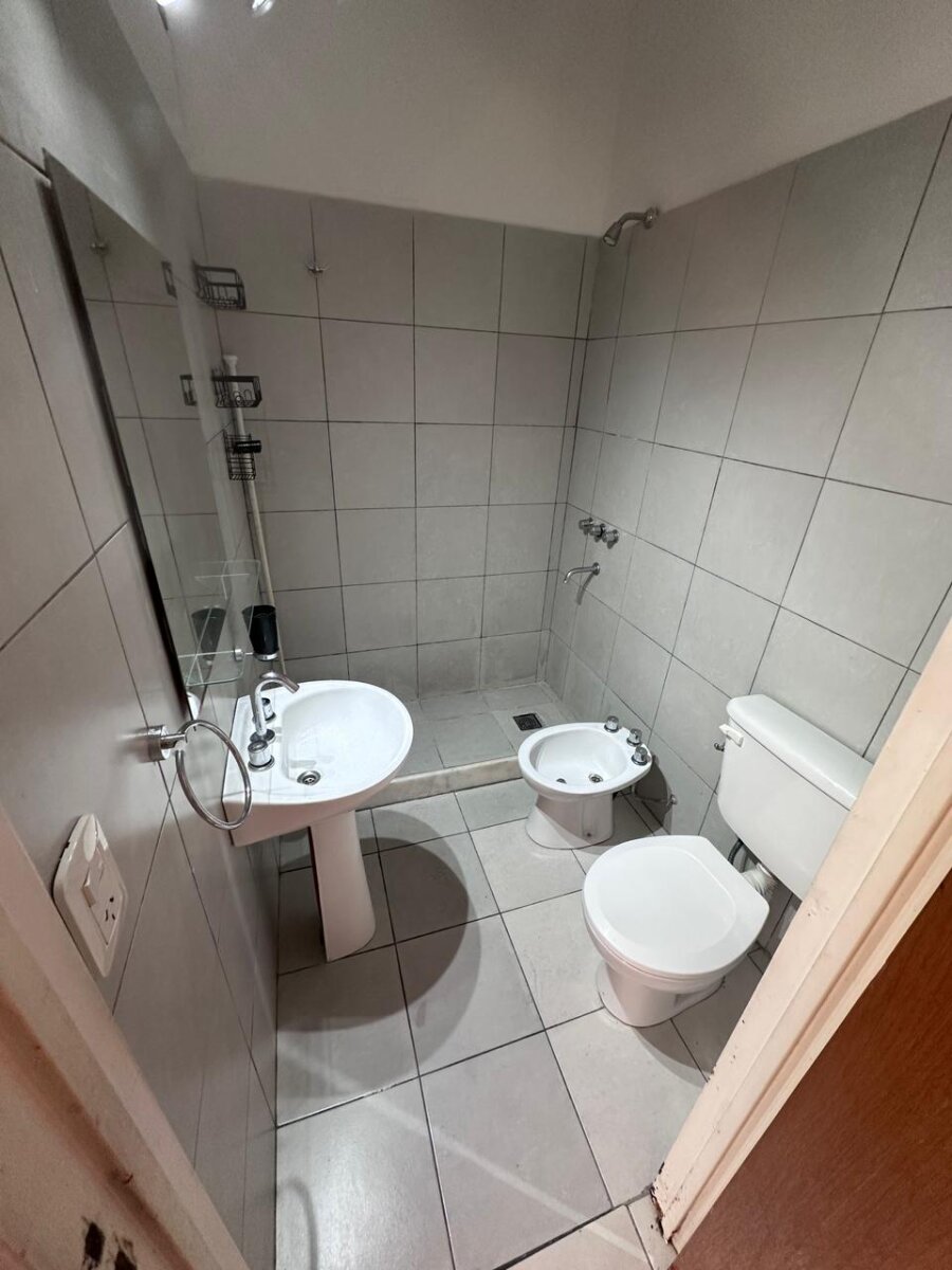 ALQUILER DEPARTAMENTO UN DORMITORIO ARROYITO — foto 7