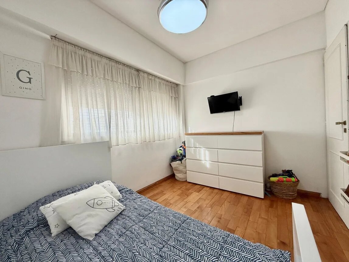 Departamento 4 ambientes con cochera Lanus Oeste centro - 23
