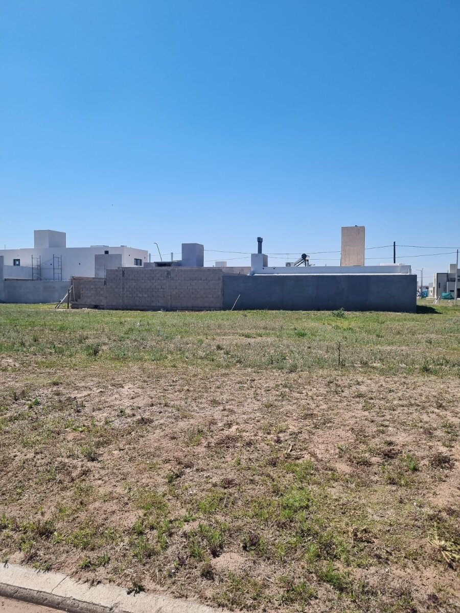 LOTE EN VENTA CAMPOS DE MANANTIALES (residencial) — foto 2