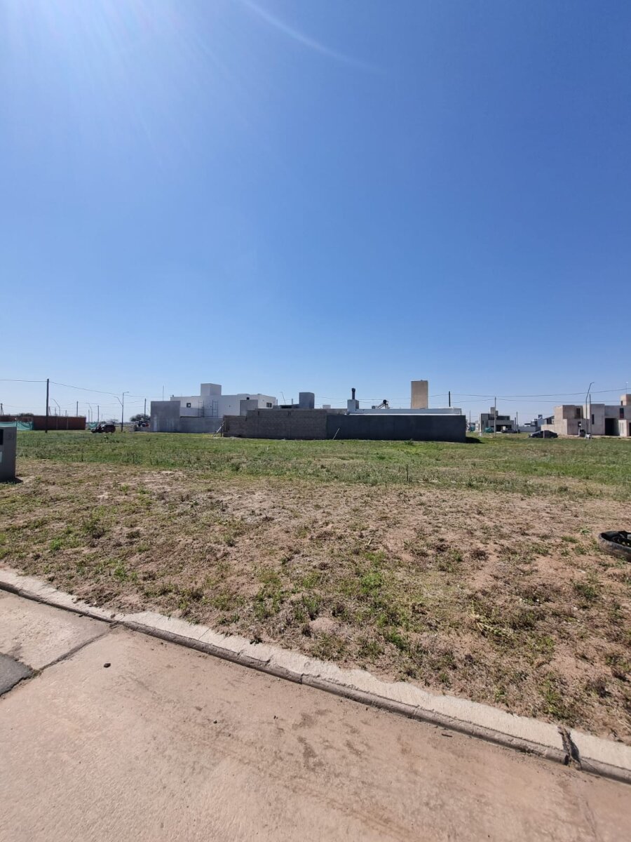 LOTE EN VENTA CAMPOS DE MANANTIALES (residencial) — foto 6
