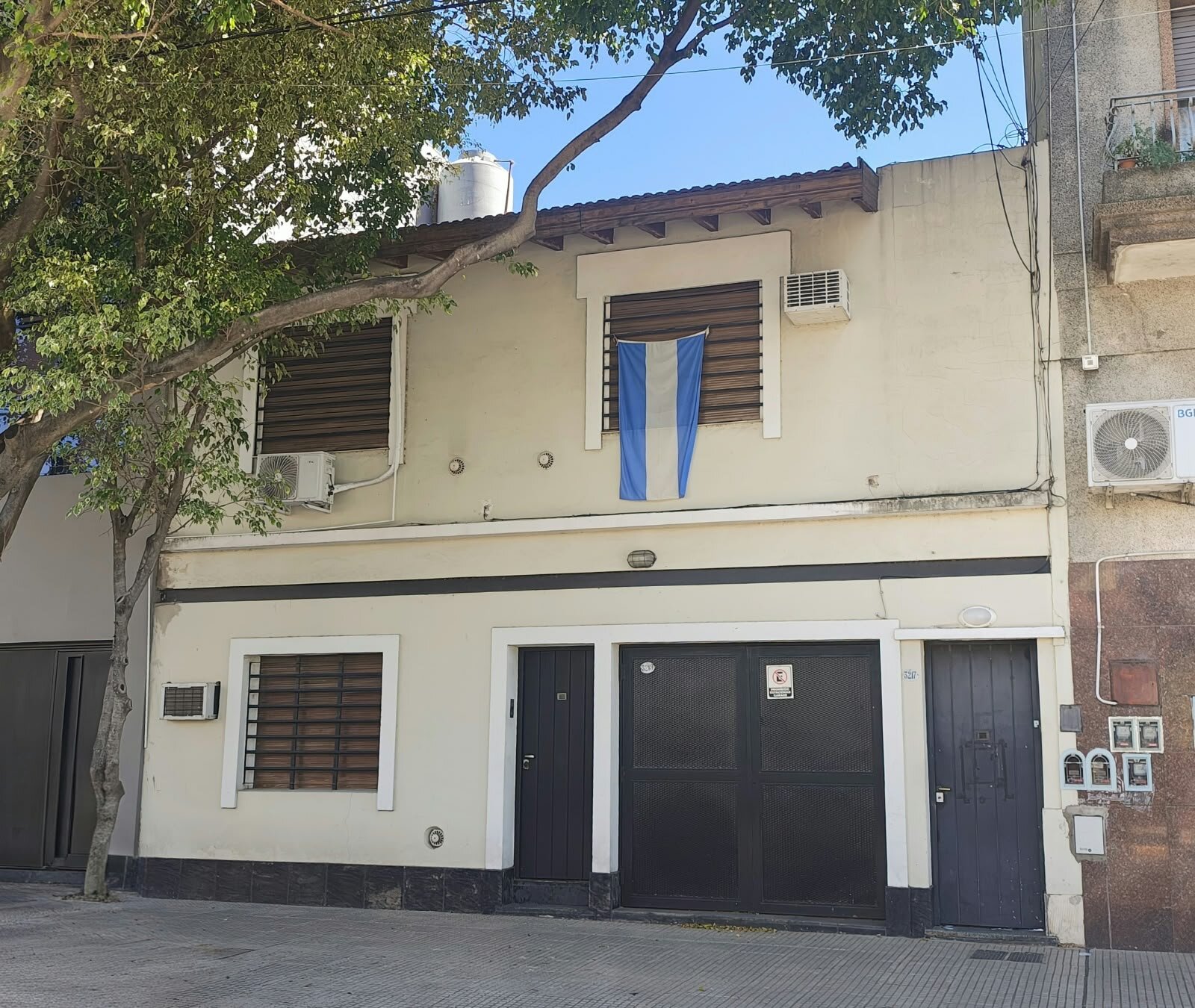V. Urquiza- PH con patio y Gran potencial de ampliación
