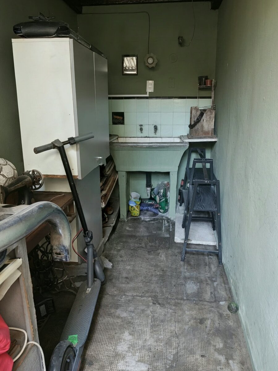 V. Urquiza- PH con patio y Gran potencial de ampliación — foto 7
