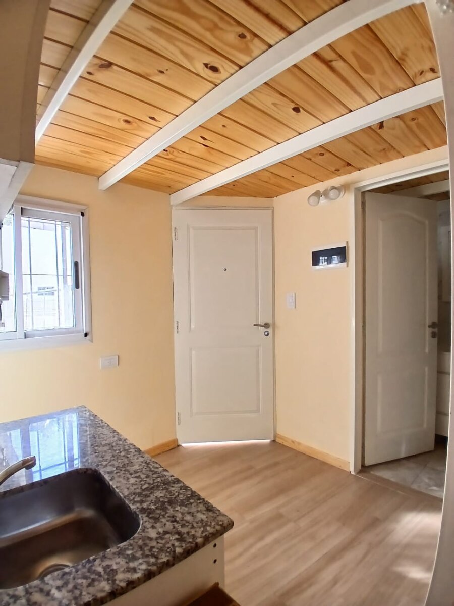 Se alquila un departamento de 2 ambientes a nuevo - Parque Patricios — foto 2