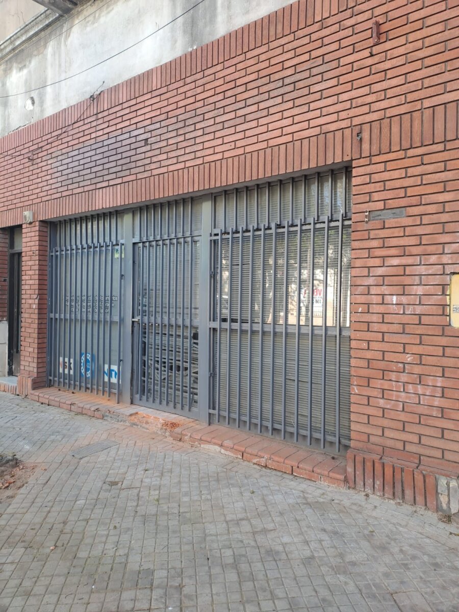 Local Comercial en Pichincha Ovidio Lagos 49