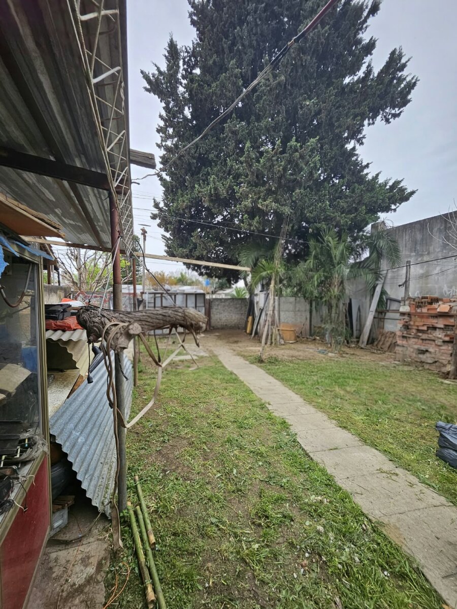Lote en venta de 470 m² con piscina en Ituzaingó Sur - 20