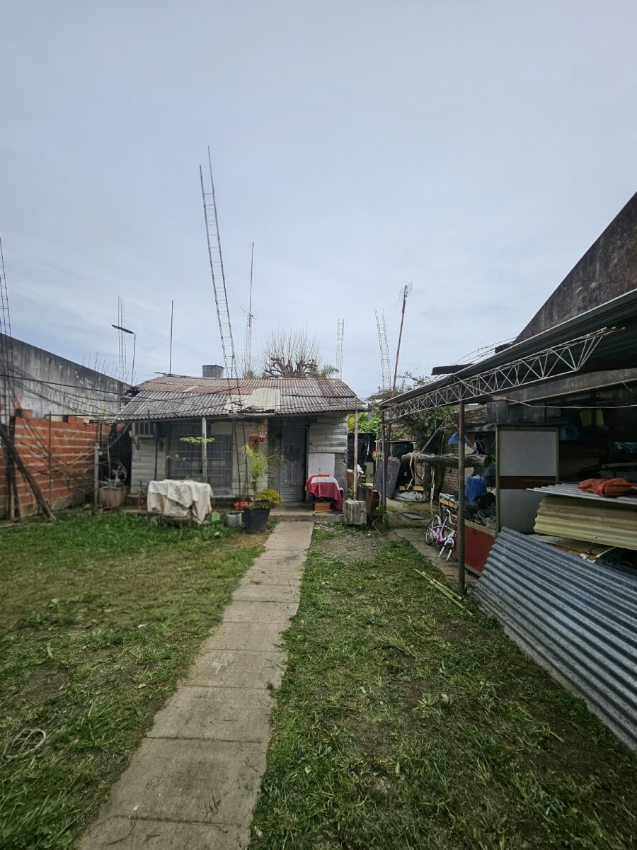 Lote en venta de 470 m² con piscina en Ituzaingó Sur — foto 13