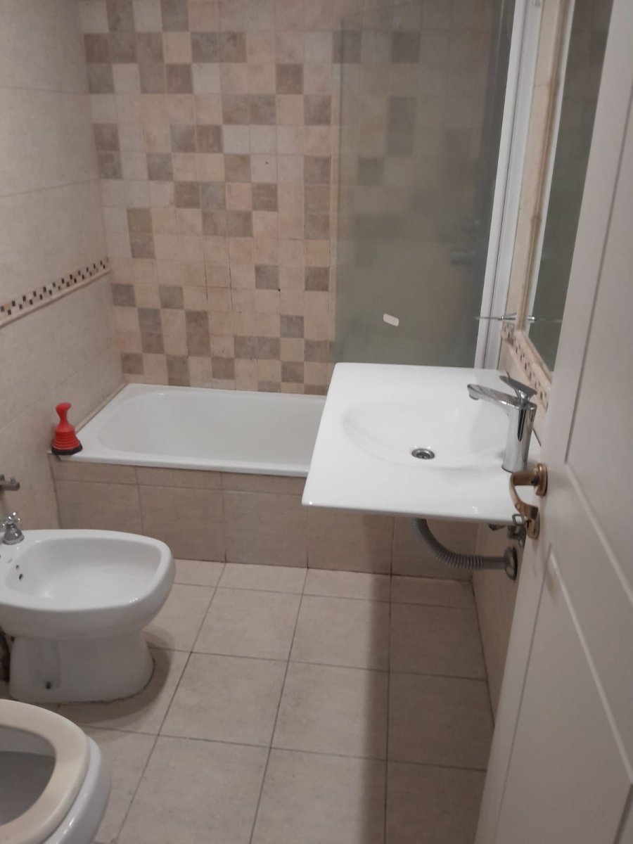 ALQUILER DEPARTAMENTO 1 DORMI MAS COCHERA — foto 2