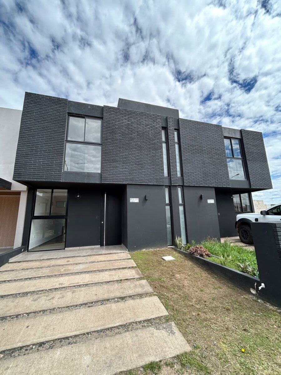 Duplex en Alquiler Colinas de Manantiales