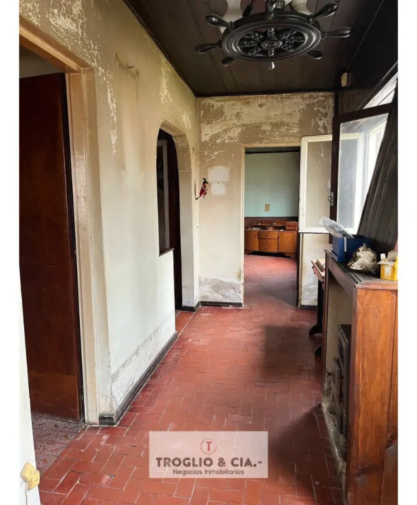 Casa Cuatro Ambientes ! Zona Alvarado — foto 2