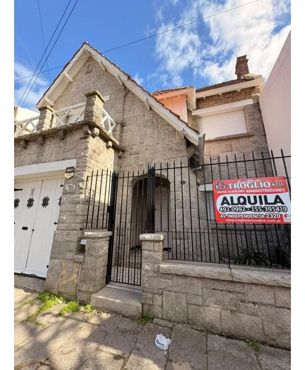 Casa De 4 Ambientes Uso Profesional - Salta 2300 - 19