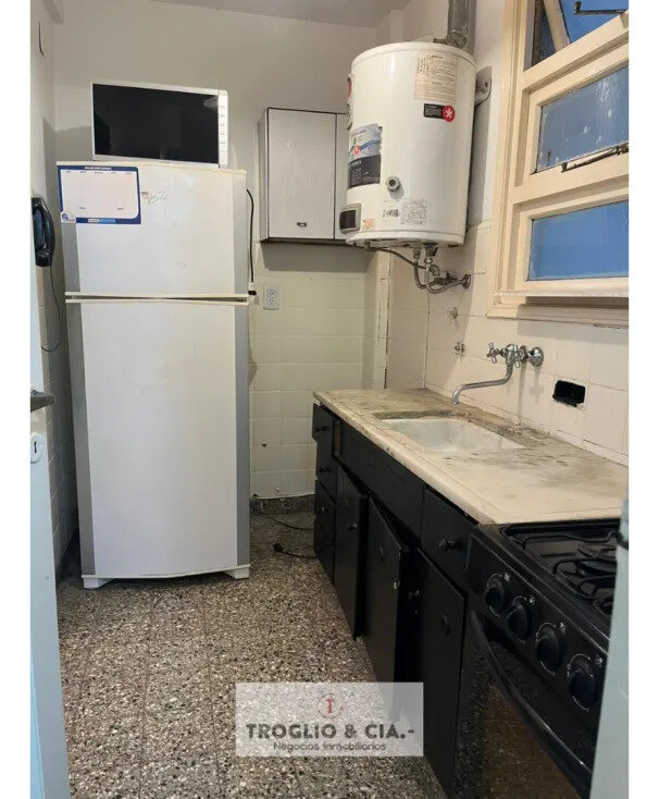 Departamento Dos Ambientes A La Calle - Zona Centro — foto 6