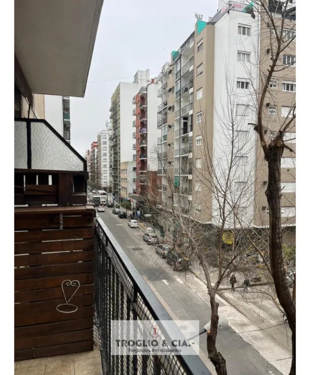 Departamento Dos Ambientes A La Calle - Zona Centro — foto 4