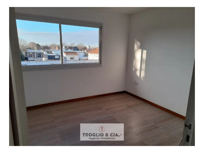 Duplex De 3 Ambientes + Cochera -apto Credito-macrocentro — foto 7