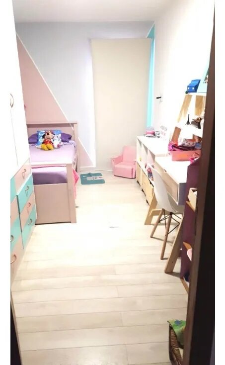 Chalet De 4 Ambientes Con Entrada De Vehiculos, Playroom — foto 6