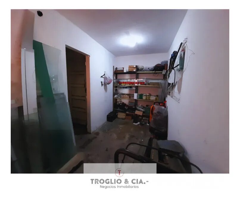 Galpon Comercial Y Casa En Calle Castelli - 4