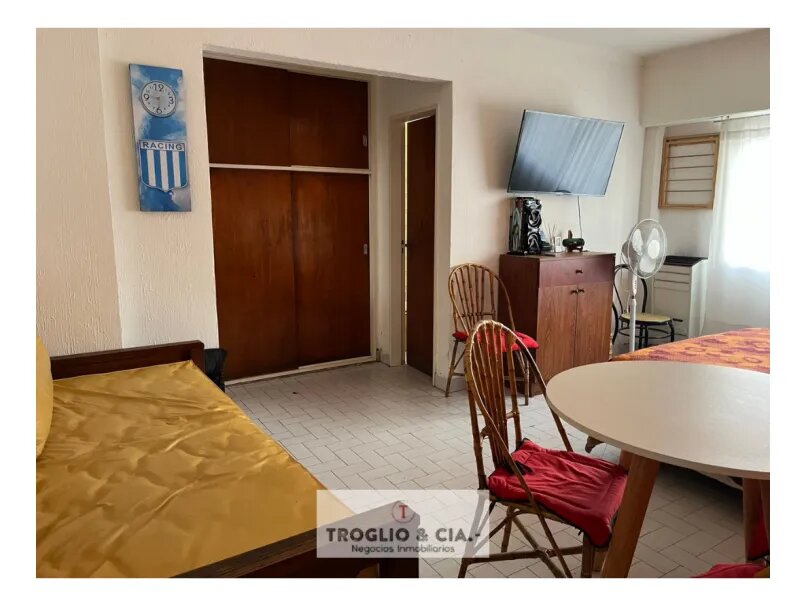 Departamento 1amb Y Medio Con 2 Cocheras — foto 5
