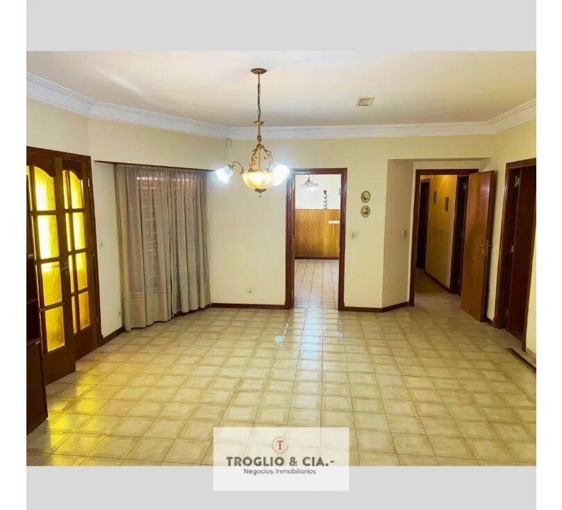 Chalet De 4 Ambientes En Parque Luro Con Gge Doble Y Quincho — foto 10