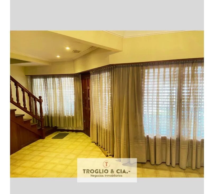 Chalet De 4 Ambientes En Parque Luro Con Gge Doble Y Quincho — foto 12