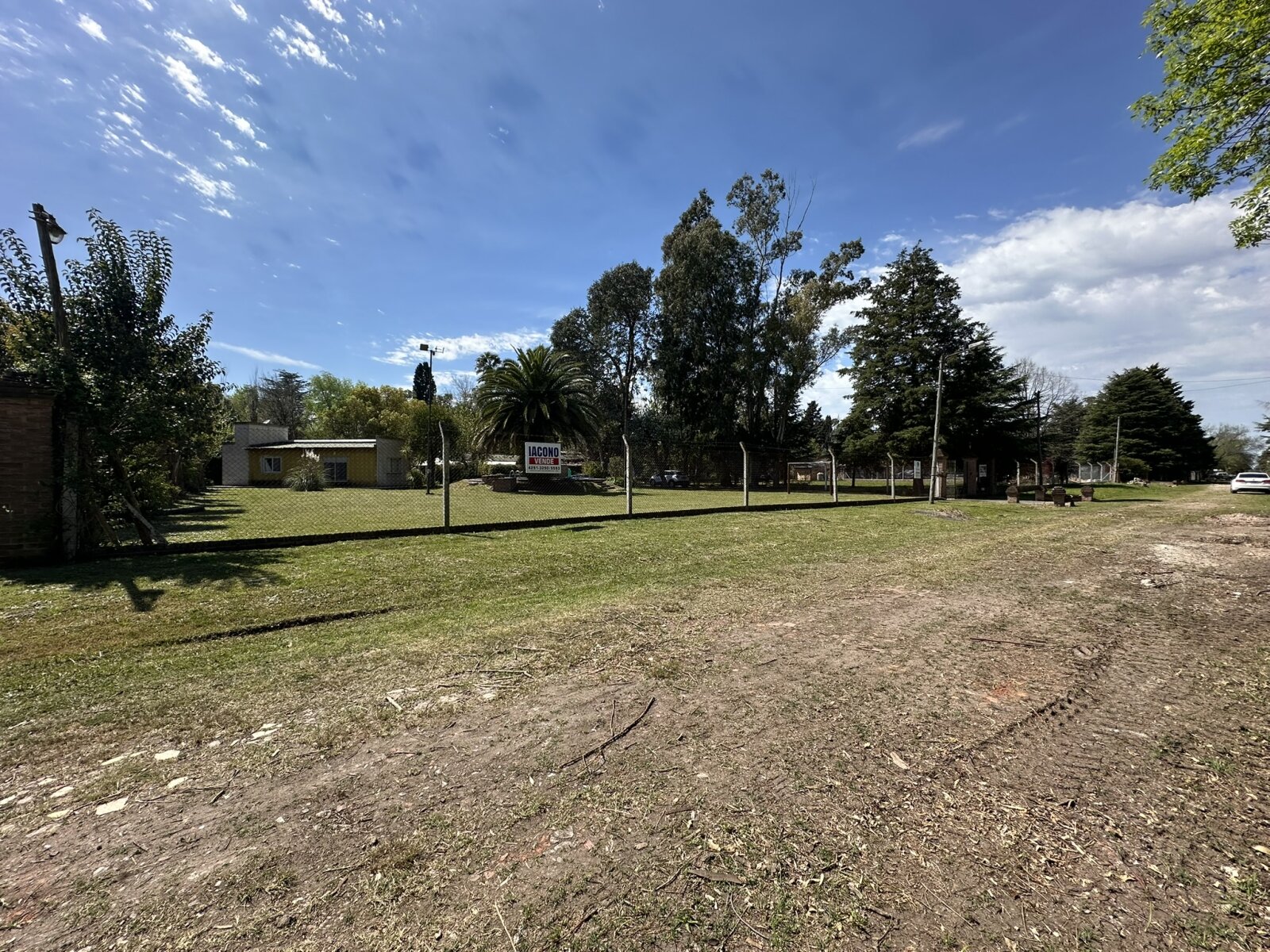 CASA QUINTA DE 1.594 M² CON PILETA Y QUINCHO – LOS OMBÚES, F. VARELA - 29