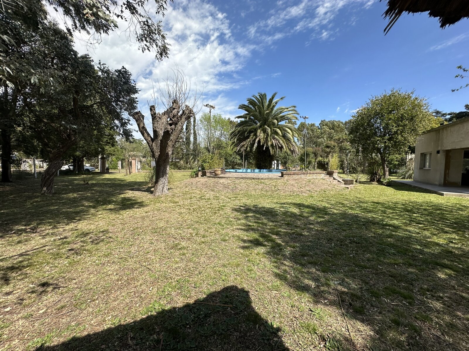 CASA QUINTA DE 1.594 M² CON PILETA Y QUINCHO – LOS OMBÚES, F. VARELA - 23