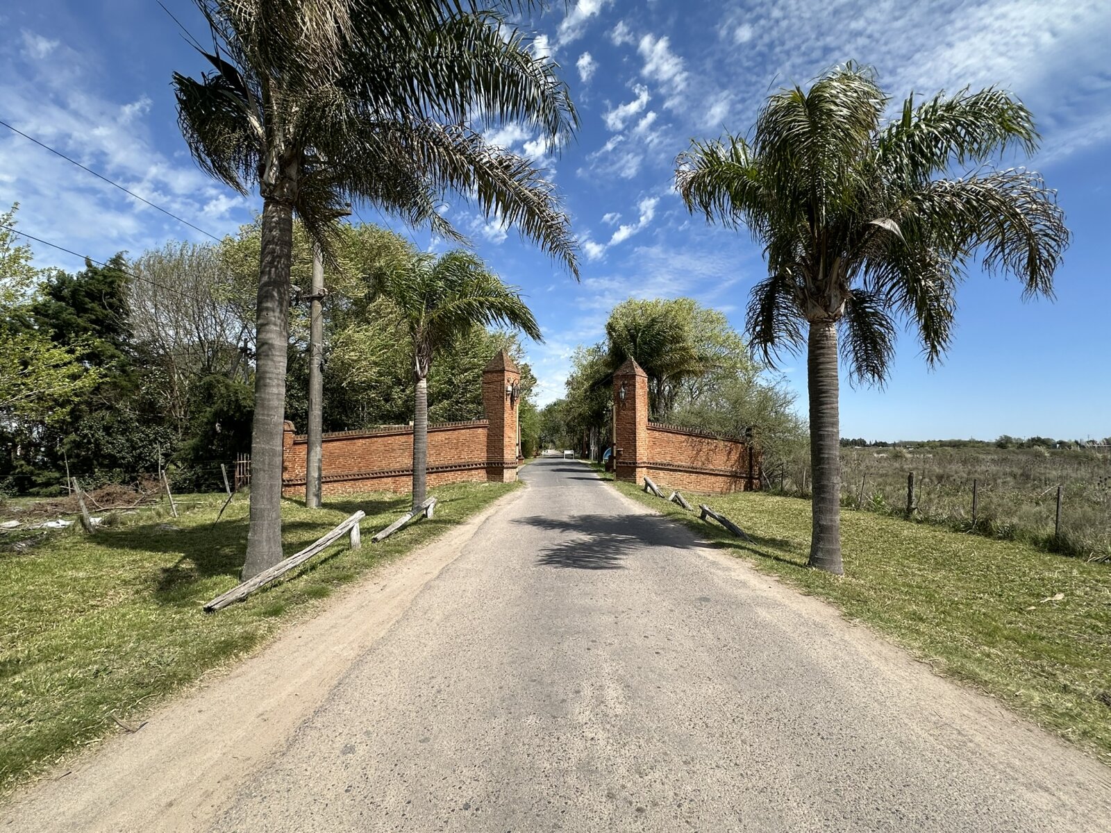 CASA QUINTA DE 1.594 M² CON PILETA Y QUINCHO – LOS OMBÚES, F. VARELA - 40