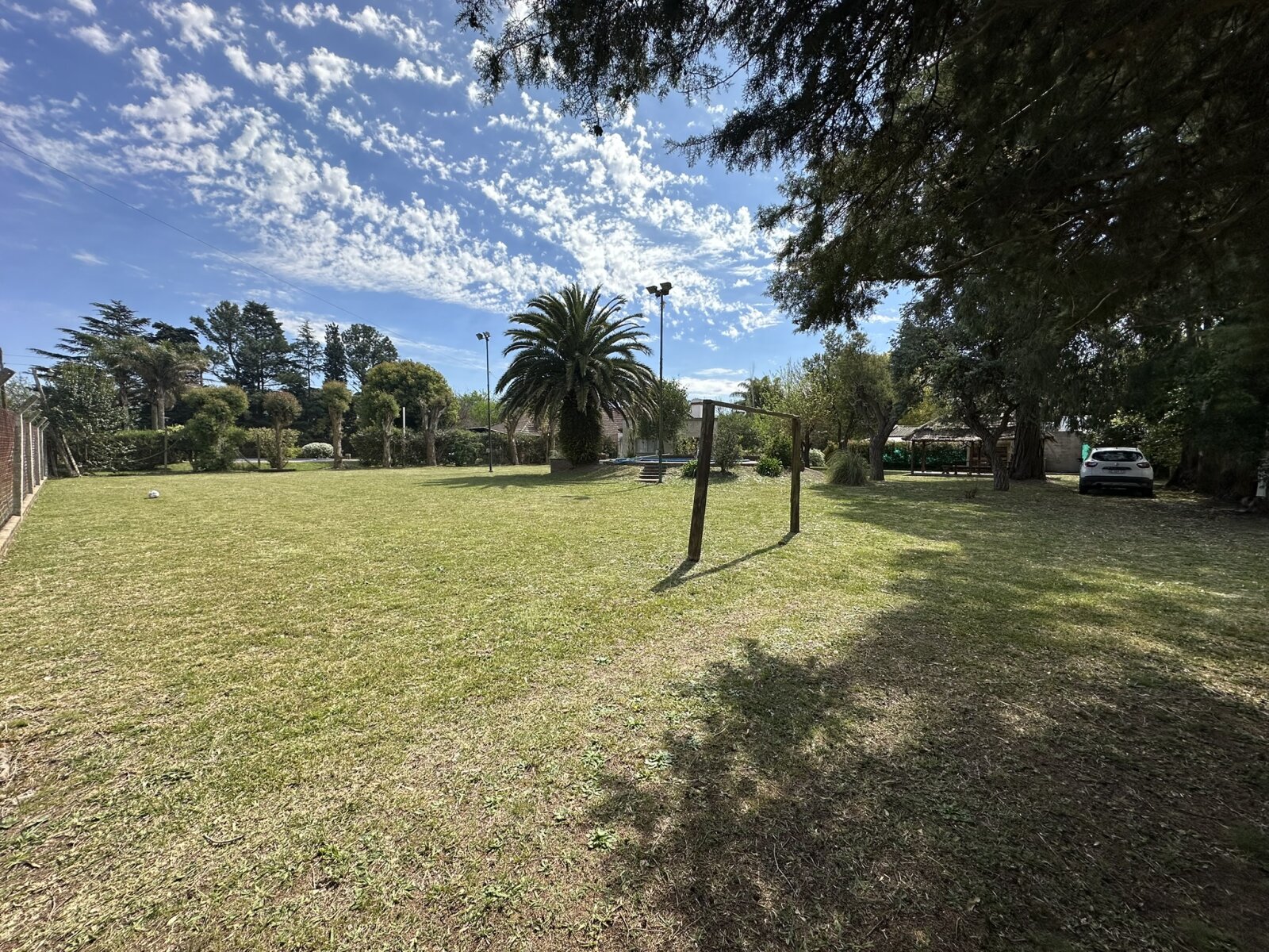 CASA QUINTA DE 1.594 M² CON PILETA Y QUINCHO – LOS OMBÚES, F. VARELA - 17