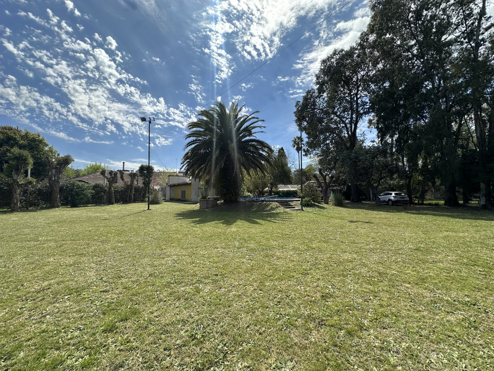 CASA QUINTA DE 1.594 M² CON PILETA Y QUINCHO – LOS OMBÚES, F. VARELA - 19